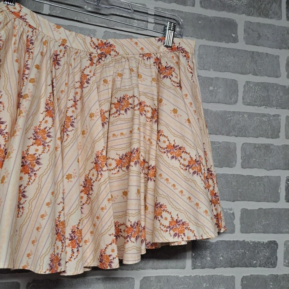 FREE PEOPLE Gaia Floral Printed Skirt Mini Ivory Combo Pockets Poplin Size Large